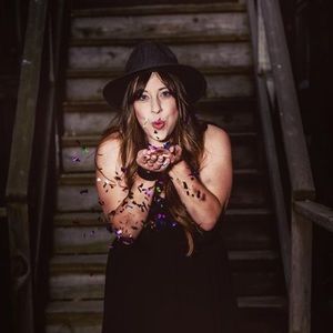 Meet your Posher, Ally